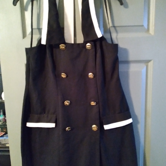 3 Ladies' dresses - Picture 7 of 16